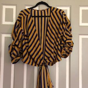 DO+BE mustard yellow wrap top S